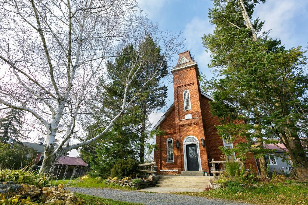 The Prince Edward County Church, A Unique Escape Бельвіль Екстер'єр фото
